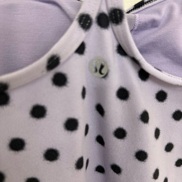 Lululemon Women’s Size 4 Power Y Tank Lilac/ Black polkadot - Picture 3 of 4